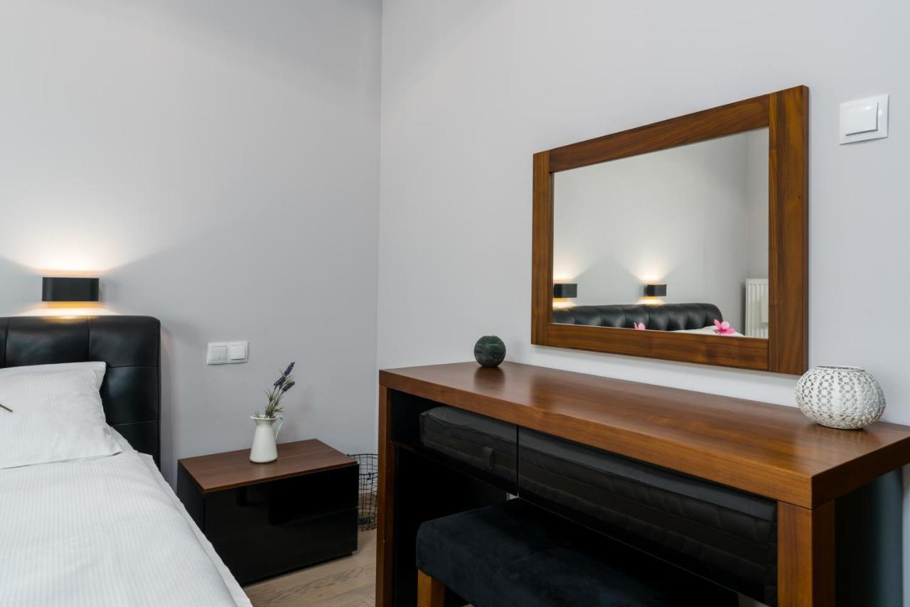 Apartments Poznan Towarowa by Renters Zewnętrze zdjęcie