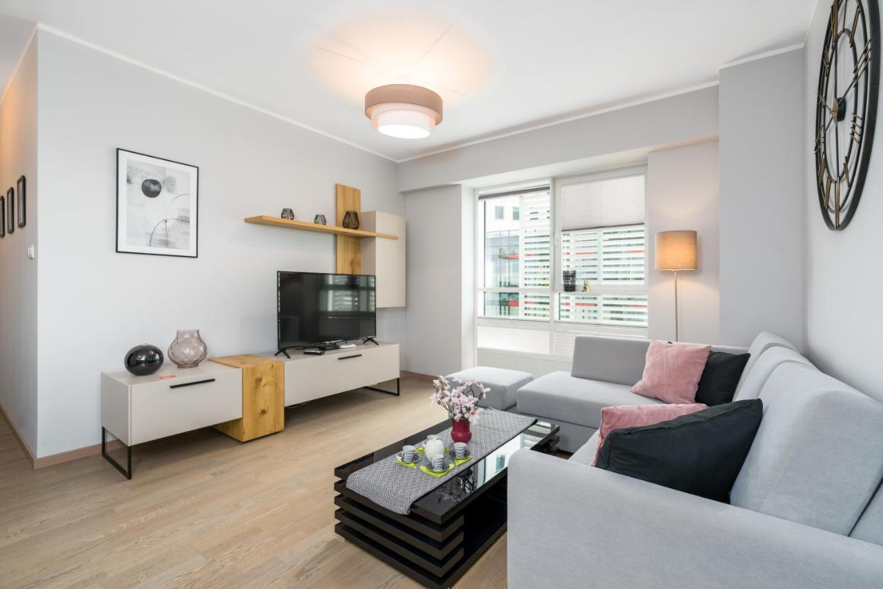 Apartments Poznan Towarowa by Renters Zewnętrze zdjęcie