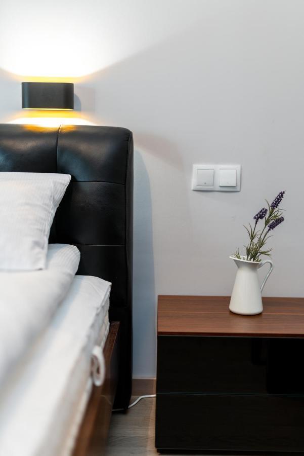 Apartments Poznan Towarowa by Renters Zewnętrze zdjęcie