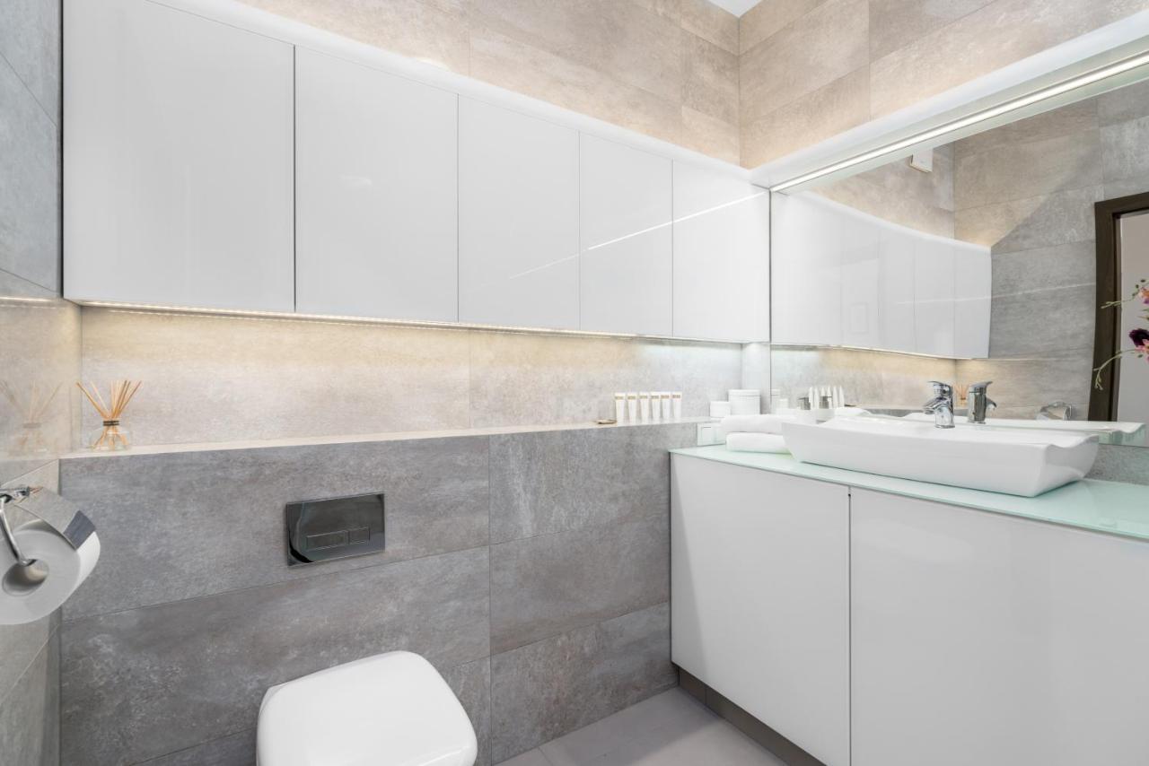 Apartments Poznan Towarowa by Renters Zewnętrze zdjęcie